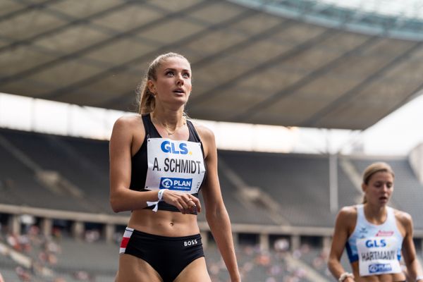 Alica Schmidt (SCC Berlin) waehrend der deutschen Leichtathletik-Meisterschaften im Olympiastadion am 25.06.2022 in Berlin